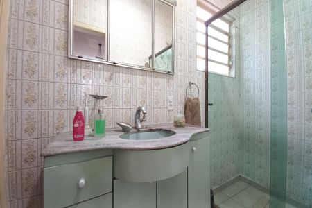 Casa à venda com 230m², 3 quartos e 5 vagas Casa à venda com 230m², 3 quartos e 5 vagasBanheiro da Suíte