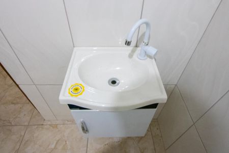 Casa para alugar com 60m², 2 quartos e sem vagaBanheiro