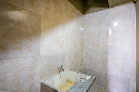 Casa para alugar com 60m², 2 quartos e sem vagaÁrea de serviço