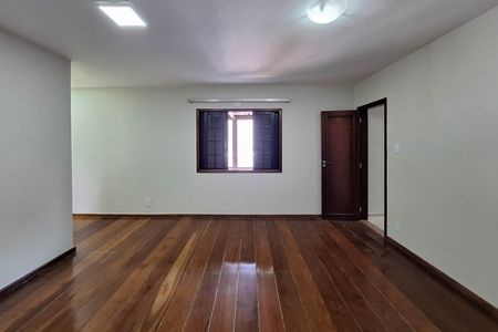 Casa à venda com 400m², 7 quartos e 5 vagas Casa à venda com 400m², 7 quartos e 5 vagasSuíte 3