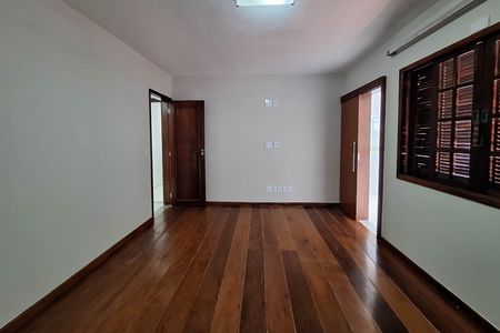 Casa à venda com 400m², 7 quartos e 5 vagas Casa à venda com 400m², 7 quartos e 5 vagasSuíte 2