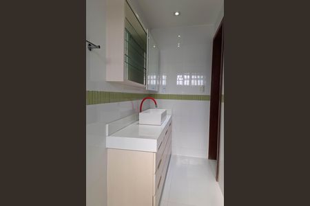 Casa à venda com 400m², 7 quartos e 5 vagas Casa à venda com 400m², 7 quartos e 5 vagasBanheiro da Suíte 2