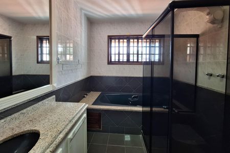 Casa à venda com 400m², 7 quartos e 5 vagas Casa à venda com 400m², 7 quartos e 5 vagasBanheiro da Suíte 3
