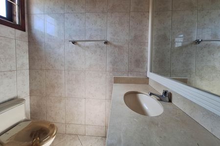 Casa à venda com 400m², 7 quartos e 5 vagas Casa à venda com 400m², 7 quartos e 5 vagasBanheiro da Suíte 4