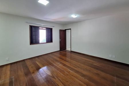 Casa à venda com 400m², 7 quartos e 5 vagas Casa à venda com 400m², 7 quartos e 5 vagasSuíte 3