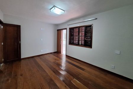 Casa à venda com 400m², 7 quartos e 5 vagas Casa à venda com 400m², 7 quartos e 5 vagasSuíte 2