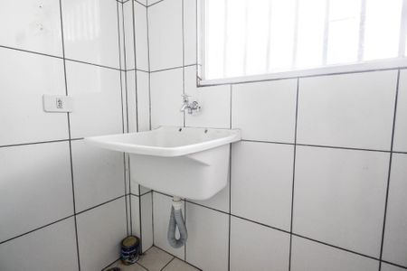 Casa para alugar com 65m², 2 quartos e sem vagaÁrea de serviço