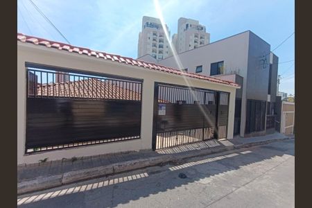 Casa para alugar com 65m², 2 quartos e sem vagaFachada