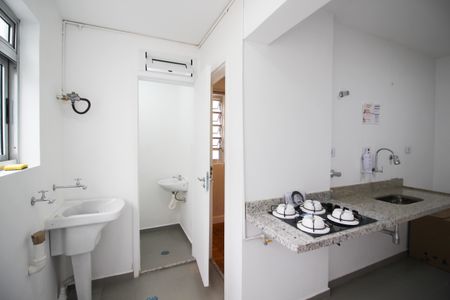 Apartamento à venda com 80m², 2 quartos e 1 vagaÁrea de Serviço