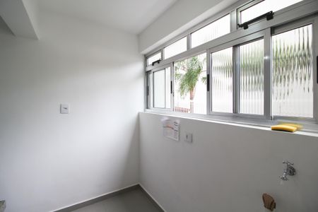 Apartamento à venda com 80m², 2 quartos e 1 vagaÁrea de Serviço