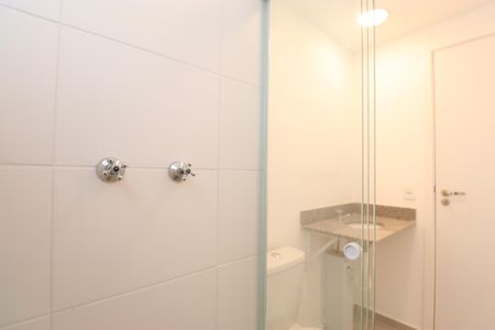Apartamento à venda com 74m², 3 quartos e 1 vagaBanheiro da Suíte