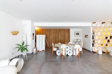 Apartamento à venda com 85m², 2 quartos e sem vagaÁrea comum - Salão de festas