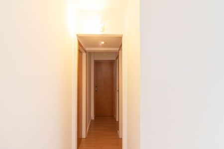 Apartamento à venda com 85m², 2 quartos e sem vagaCorredor