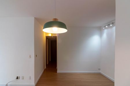 Apartamento à venda com 85m², 2 quartos e sem vagaSala