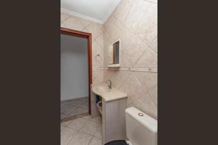 Casa à venda com 330m², 4 quartos e 6 vagasBanheiro 2