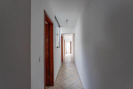 Casa à venda com 330m², 4 quartos e 6 vagasCorredor