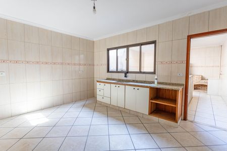 Casa à venda com 330m², 4 quartos e 6 vagasCozinha