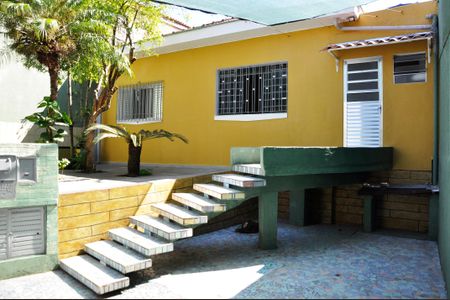 Casa para alugar com 120m², 2 quartos e 1 vagaQuintal