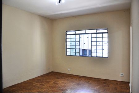 Sala de casa para alugar com 2 quartos, 120m² em Jardim Peri, São Paulo