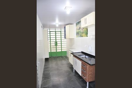 Casa para alugar com 120m², 2 quartos e 1 vagaCozinha