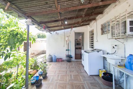 Casa à venda com 337m², 4 quartos e 3 vagasQuintal
