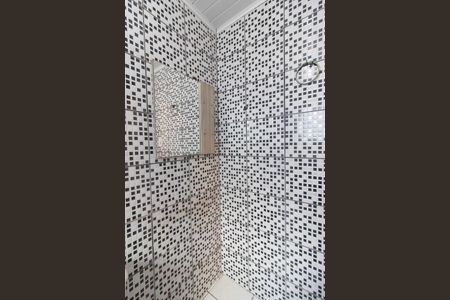 Casa à venda com 337m², 4 quartos e 3 vagasBanheiro - Casa 2