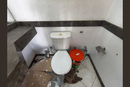Casa de condomínio à venda com 1200m², 5 quartos e 2 vagasBanheiro Externo / Quintal