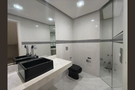 Casa de condomínio à venda com 1200m², 5 quartos e 2 vagasBanheiro Social