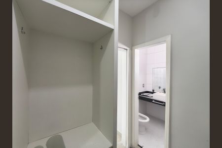 Casa de condomínio à venda com 1200m², 5 quartos e 2 vagasCloset Suíte 3