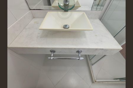 Casa de condomínio à venda com 1200m², 5 quartos e 2 vagasBanheiro Suíte 4