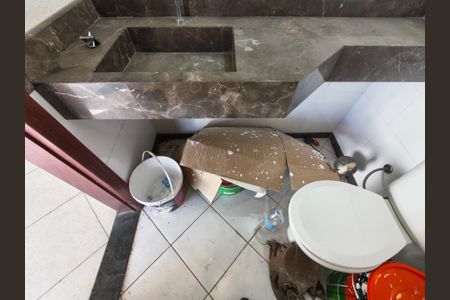 Casa de condomínio à venda com 1200m², 5 quartos e 2 vagasBanheiro Externo / Quintal