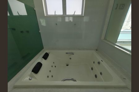 Casa de condomínio à venda com 1200m², 5 quartos e 2 vagasBanheiro Suíte 5 