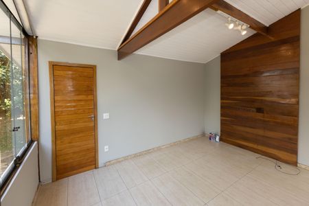 Casa de condomínio à venda com 450m², 4 quartos e 2 vagasSala 2