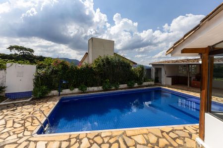 Casa de condomínio à venda com 450m², 4 quartos e 2 vagasVista do Quarto 1