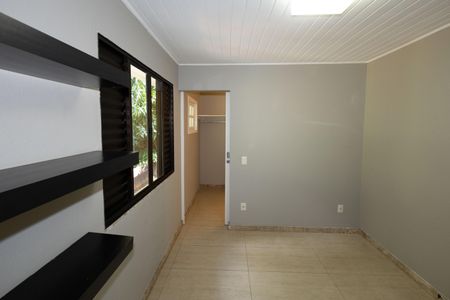 Casa de condomínio à venda com 450m², 4 quartos e 2 vagasSuíte 2