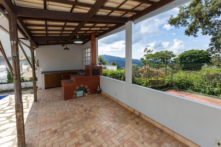 Casa de condomínio à venda com 450m², 4 quartos e 2 vagasÁrea Gourmet