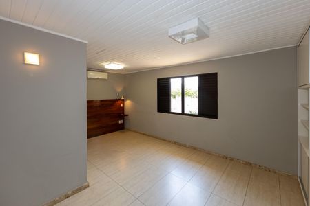 Casa de condomínio à venda com 450m², 4 quartos e 2 vagasSuíte 1
