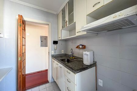 Apartamento à venda com 58m², 2 quartos e 1 vaga Apartamento à venda com 58m², 2 quartos e 1 vagaCozinha