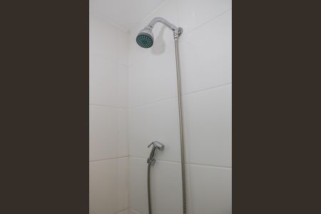 Banheiro de kitnet/studio à venda com 1 quarto, 27m² em Perdizes, São Paulo