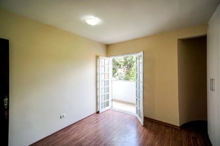 Casa de condomínio à venda com 110m², 3 quartos e 3 vagasQuarto 02