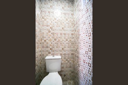 Casa de condomínio à venda com 110m², 3 quartos e 3 vagasLavabo