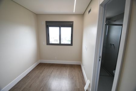 Apartamento à venda com 120m², 3 quartos e 2 vagasQuarto 2 - Suíte