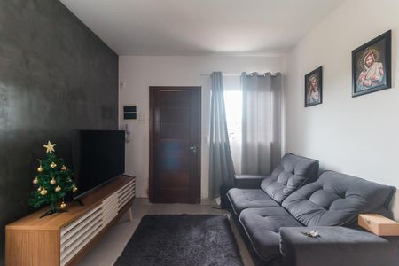 Sala de casa de condomínio para alugar com 2 quartos, 50m² em Vila Sao Paulo, Mogi das Cruzes