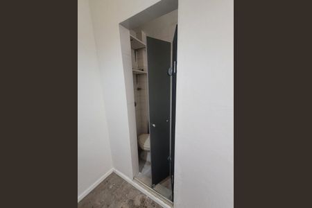 Apartamento à venda com 80m², 2 quartos e sem vagaBanheiro