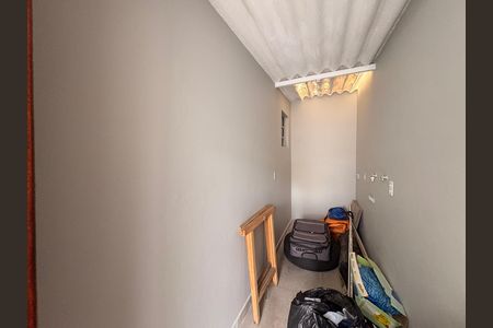 Lavanderia  de casa à venda com 3 quartos, 149m² em Vila Scarpelli, Santo André