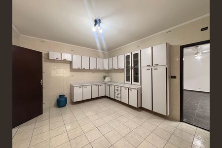 Cozinha de casa à venda com 3 quartos, 149m² em Vila Scarpelli, Santo André