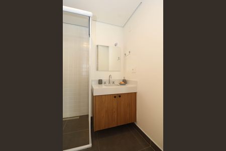 Studio para alugar com 36m², 1 quarto e 1 vaga Studio para alugar com 36m², 1 quarto e 1 vagaBanheiro