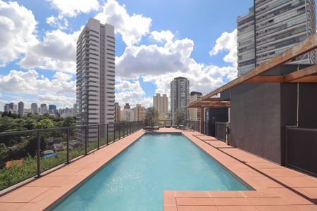 Studio para alugar com 36m², 1 quarto e 1 vaga Studio para alugar com 36m², 1 quarto e 1 vagaÁrea comum - Piscina