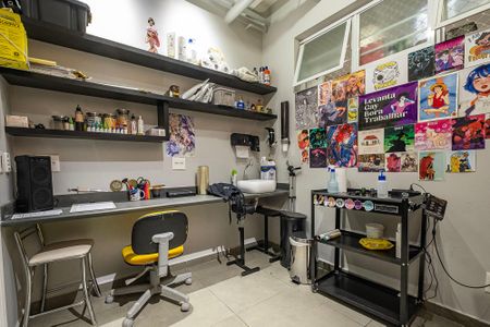 Casa de condomínio à venda com 150m², 3 quartos e 2 vagasEscritório 3