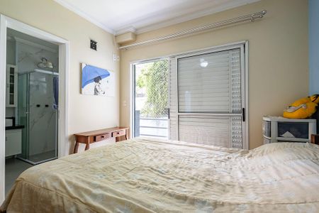 Casa de condomínio à venda com 150m², 3 quartos e 2 vagasSuíte